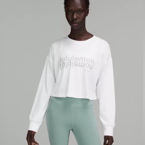 Lululemon top - Picture 9 of 9